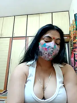 Snapshot of Ratna-777 chatting on September 21, 6:24 pm Ratna-777 online show from September 21, 6:24 pm