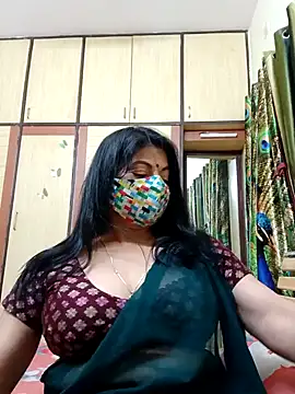 Snapshot of Ratna-777 chatting on March 18, 9:32 pm Ratna-777 online show from March 18, 9:32 pm