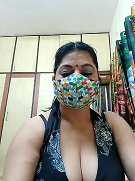 Snapshot of Ratna-777 chatting on November 16, 10:46 pm Ratna-777 online show from November 16, 10:46 pm