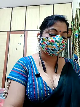 Snapshot of Ratna-777 chatting on March 15, 9:05 pm Ratna-777 online show from March 15, 9:05 pm