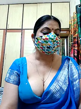 Snapshot of Ratna-777 chatting on September 13, 6:30 pm Ratna-777 online show from September 13, 6:30 pm