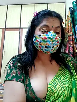 Snapshot of Ratna-777 chatting on November 25, 7:03 pm Ratna-777 online show from November 25, 7:03 pm