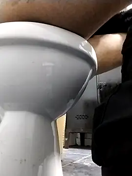 Snapshot of angelcachondo199211 chatting on November 9, 9:02 am angelcachondo199211 online show from November 9, 9:02 am