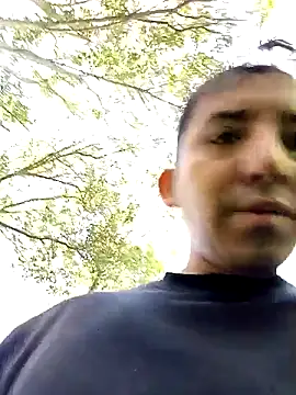 Snapshot of angelcachondo199211 chatting on October 22, 1:10 pm angelcachondo199211 online show from October 22, 1:10 pm