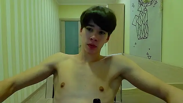 gayGamogey online show from December 2, 10:35 am