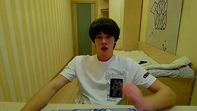 gayGamogey online show from December 19, 6:54 pm
