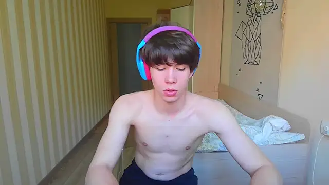 gayGamogey online show from May 20, 12:13 pm
