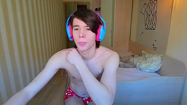 gayGamogey online show from March 12, 11:47 am
