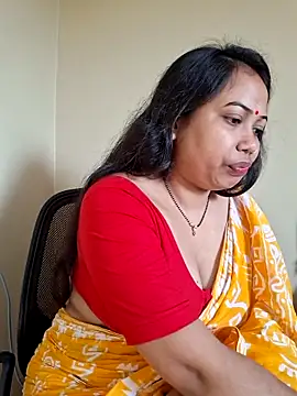 DREAM GIRL-30 online show from May 5, 3:53 am