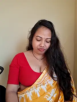 DREAM GIRL-30 online show from April 9, 11:05 am