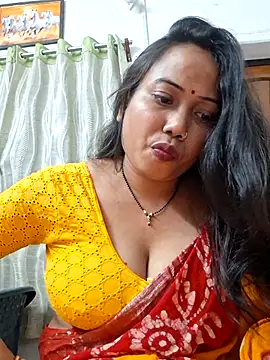 DREAM GIRL-30 online show from November 17, 1:15 pm