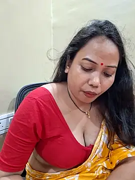DREAM GIRL-30 online show from May 22, 5:33 pm
