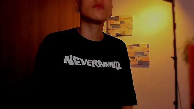 Charlee pink online show from March 11, 8:03 pm