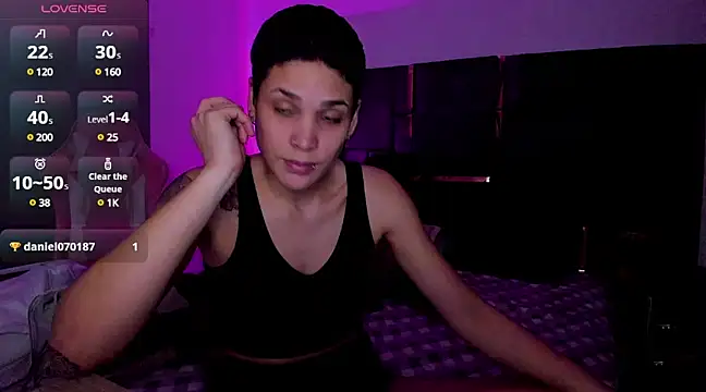 Charlee pink online show from March 5, 3:08 am