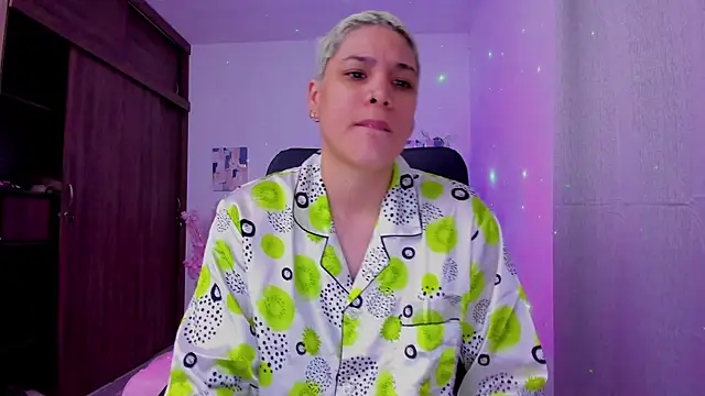 Charlee pink online show from September 25, 11:16 am