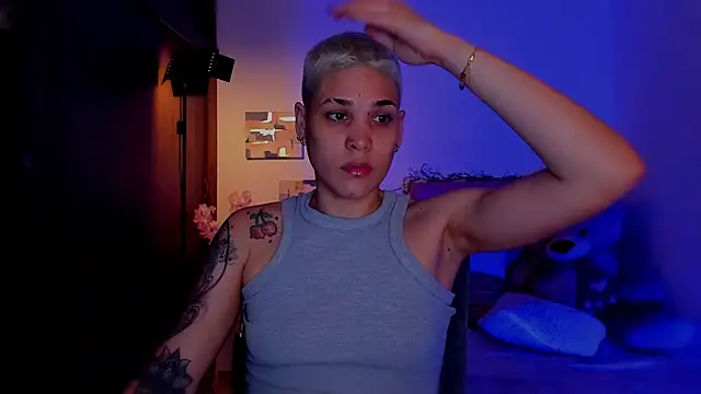 Charlee pink online show from March 3, 3:02 am