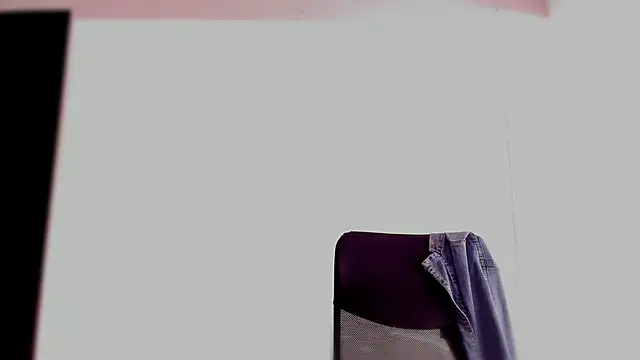 Charlee pink online show from March 13, 4:34 pm