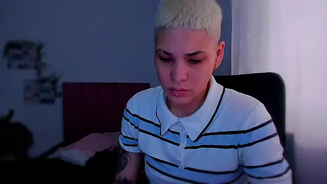 Charlee pink online show from February 7, 5:32 pm