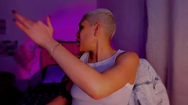 Charlee pink online show from February 23, 6:41 pm