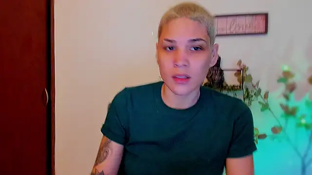 Charlee pink online show from January 11, 5:09 pm