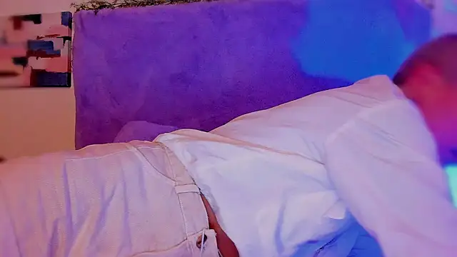 Charlee pink online show from January 9, 7:54 pm