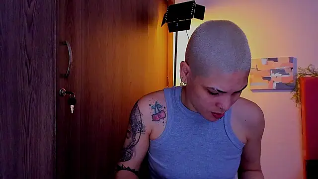 Charlee pink online show from March 18, 6:42 pm