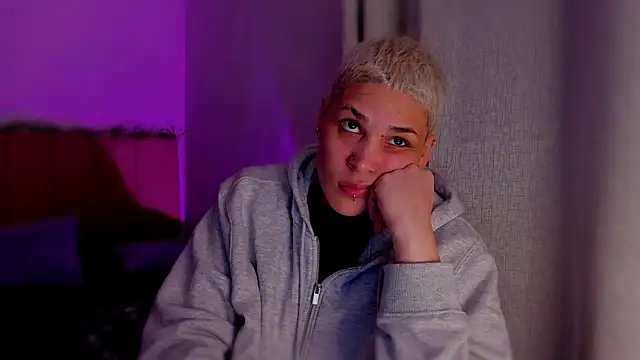 Charlee pink online show from February 21, 10:56 pm