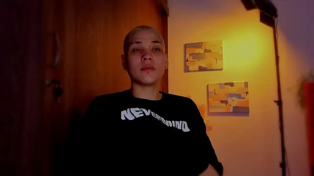 Charlee pink online show from March 12, 5:50 pm