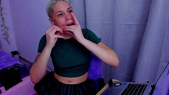 Charlee pink online show from September 23, 1:01 am