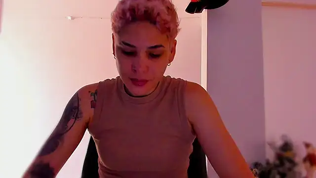 Charlee pink online show from December 21, 7:48 pm