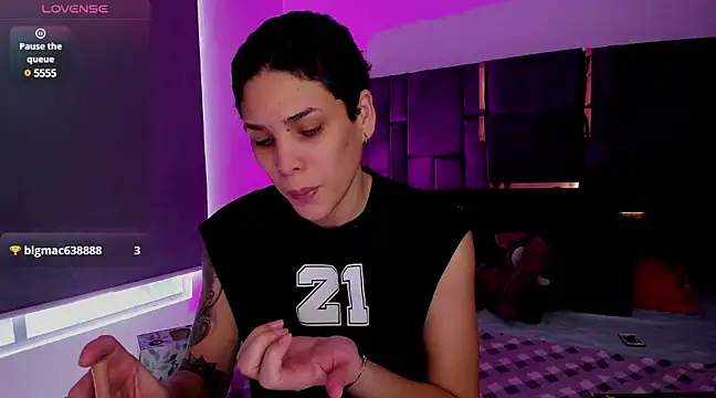 Charlee pink online show from March 6, 9:42 pm