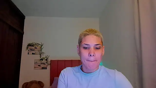 Charlee pink online show from January 14, 10:24 pm