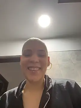 Charlee pink online show from March 1, 6:08 pm