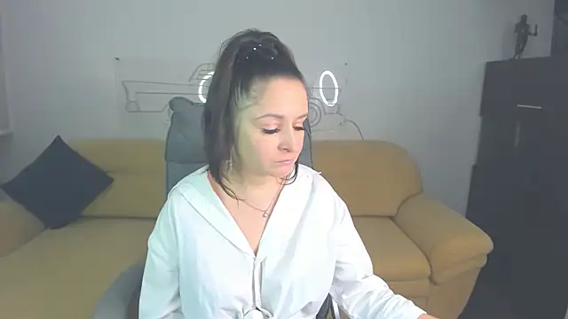 Snapshot of AngellLika chatting on January 16, 1:26 pm AngellLika online show from January 16, 1:26 pm