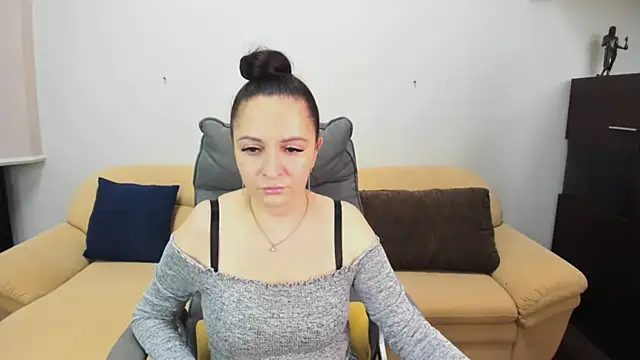 AngellLika online show from November 8, 7:23 am