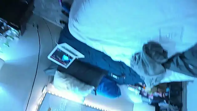 ChillzPnp online show from January 11, 12:01 pm