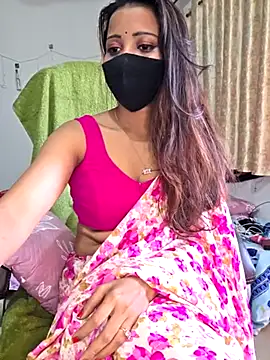 Snapshot of Cute-Tara chatting on February 21, 5:13 am Cute-Tara online show from February 21, 5:13 am