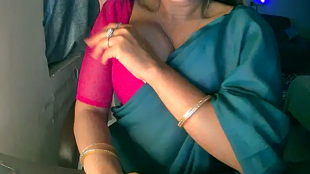 Cute-Tara online show from November 16, 2:22 pm