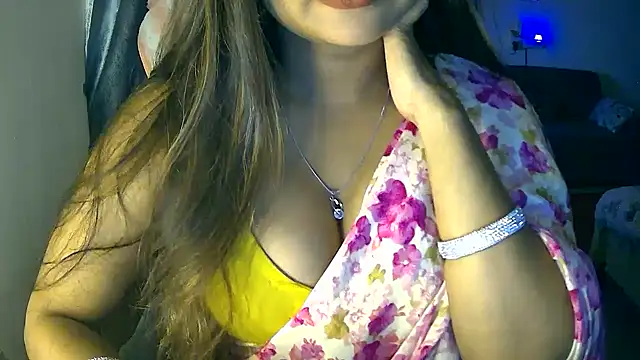 Cute-Tara online show from November 19, 1:22 pm