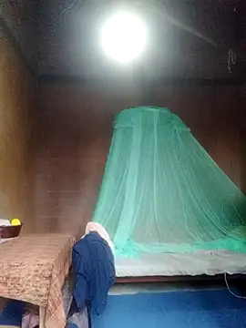 Snapshot of walkollanew99 chatting on February 15, 3:07 am walkollanew99 online show from February 15, 3:07 am