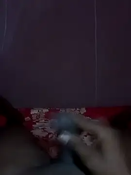 Snapshot of walkollanew99 chatting on December 23, 9:27 am walkollanew99 online show from December 23, 9:27 am