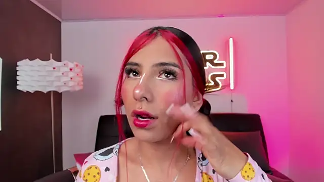 miss  allison online show from April 3, 11:05 am