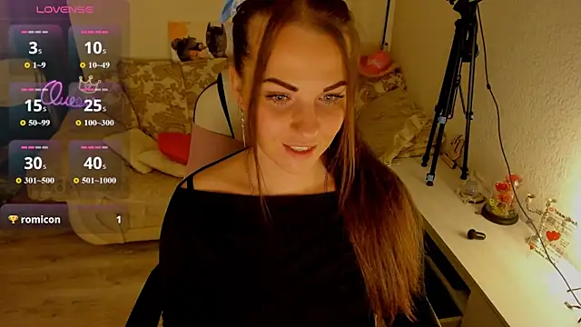 Snapshot of masha19981 chatting on June 10, 9:05 pm masha19981 online show from June 10, 9:05 pm