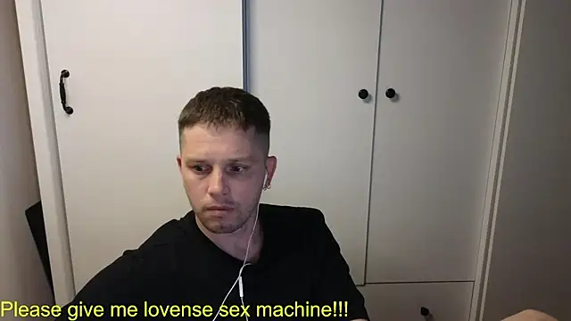 BigL0ve online show from May 21, 1:52 pm