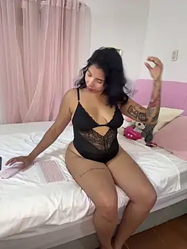 LucyMartelli online show from May 11, 11:11 am