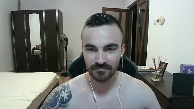 Snapshot of mu5clemania2 chatting on July 15, 7:21 pm mu5clemania2 online show from July 15, 7:21 pm