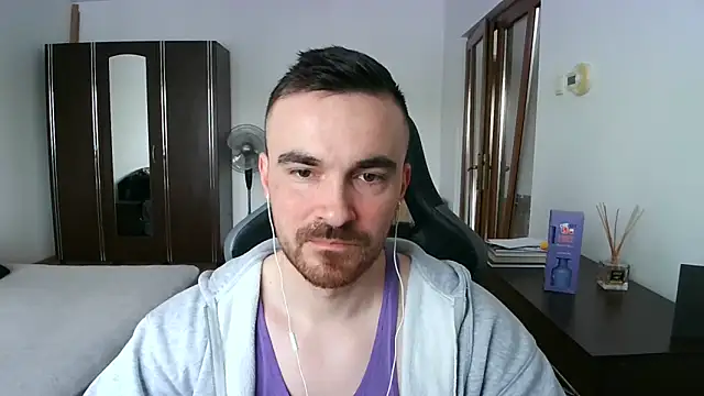 mu5clemania2 online show from April 18, 8:27 am