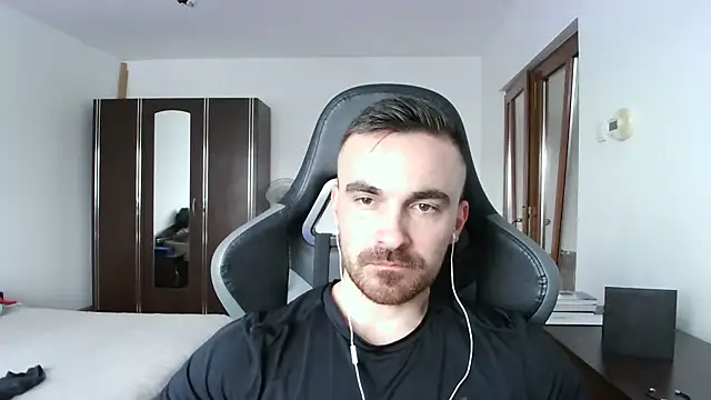 mu5clemania2 online show from December 18, 12:31 pm