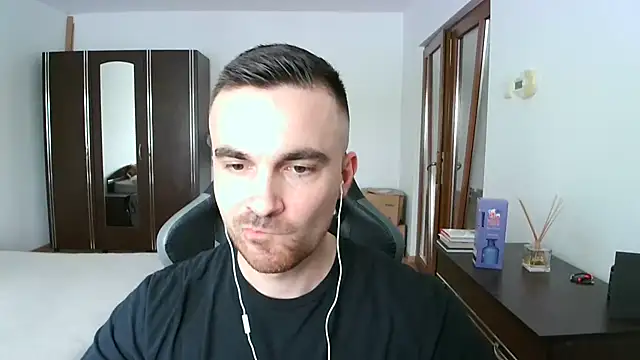 mu5clemania2 online show from April 1, 12:50 pm