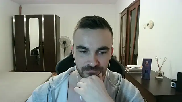 mu5clemania2 online show from April 18, 7:51 pm